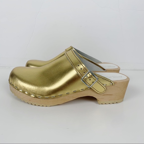 Hanna Andersson Shoes - Hanna Andersson Wooden Swedish Clogs Gold Metallic Boho Clogs Size 7